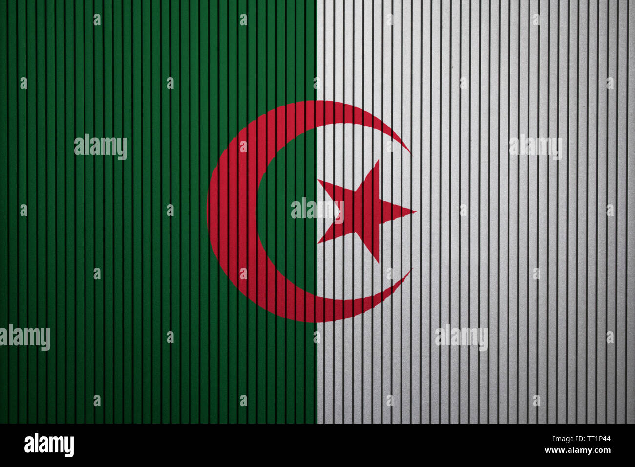 Algeria flag painted on the cracked grunge concrete wall Stock Photo ...