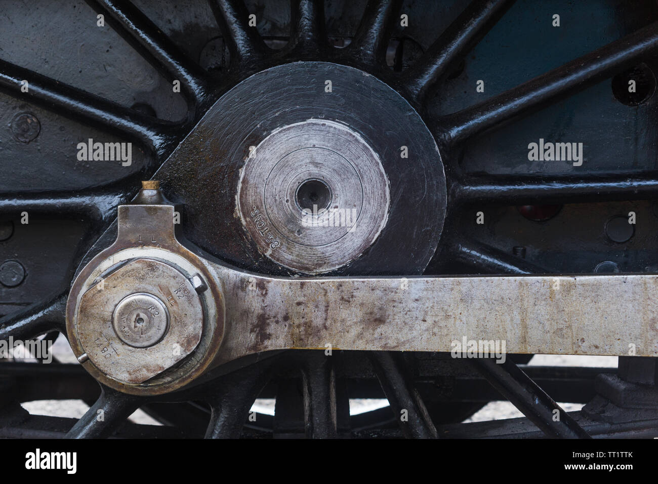 Piston cast hires stock photography and images Alamy