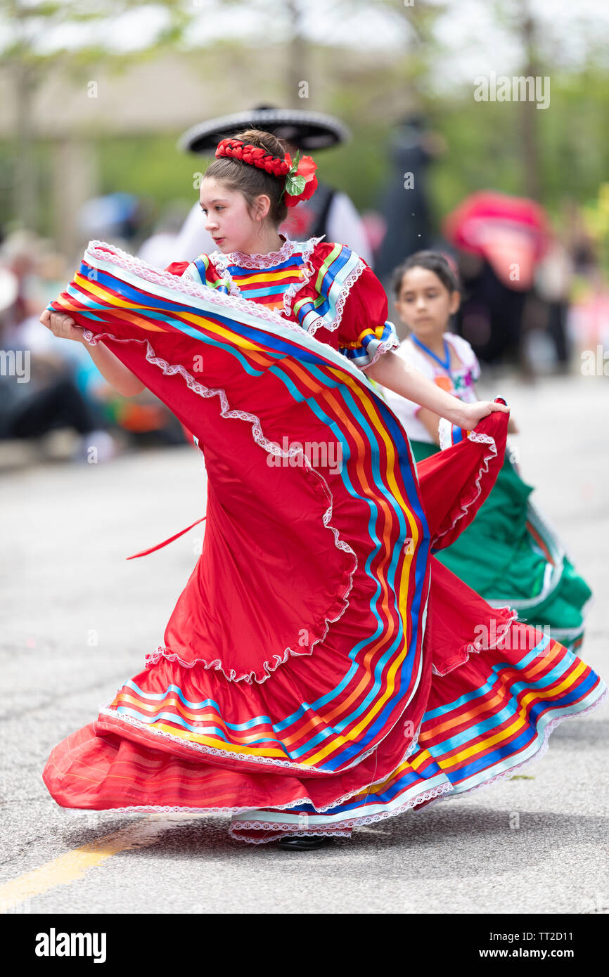 Mexican costum hi-res stock photography images Alamy