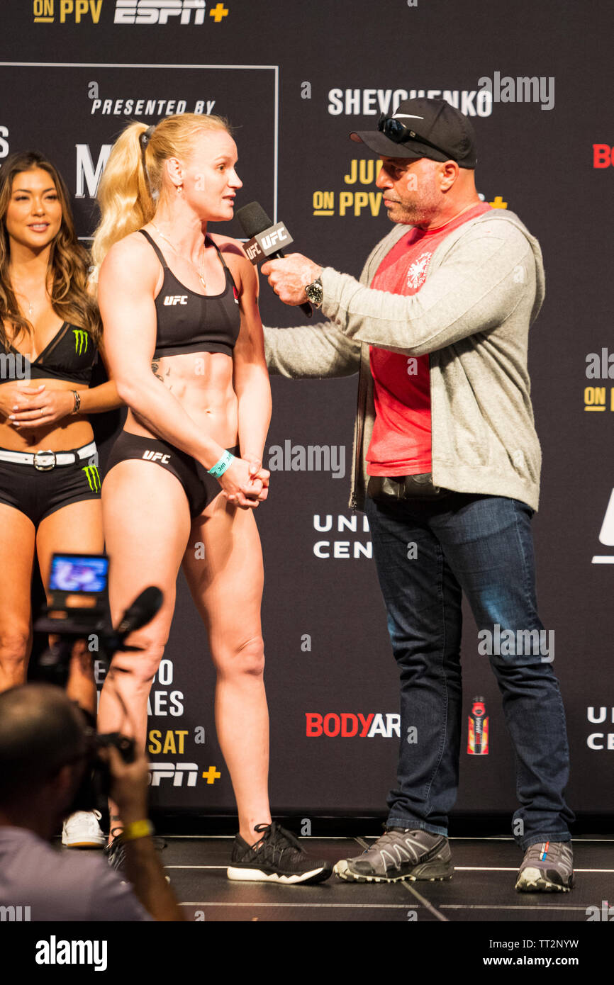 chicago-il-united-states-june-7-2019-joe-rogan-interviewing-valentina-shevhcenko-at-the-weigh-ins-before-her-ufc-238-fight-at-united-center-TT2NYW.jpg
