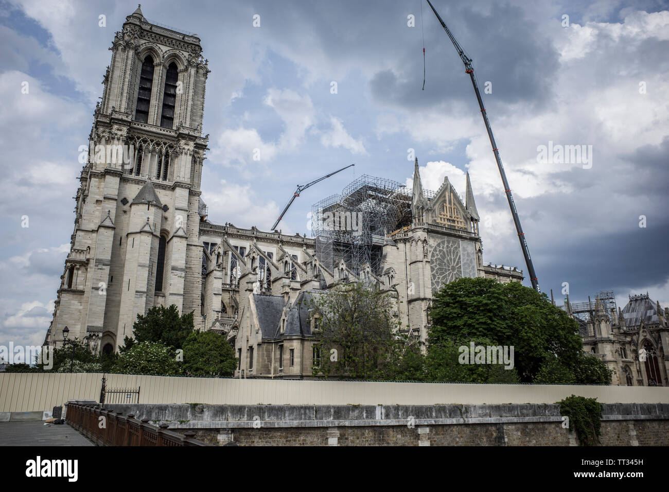 PARIS NOTREDAME ROOF UNDER RECONSTRUCTION NOTRE DAME PARIS AFTER