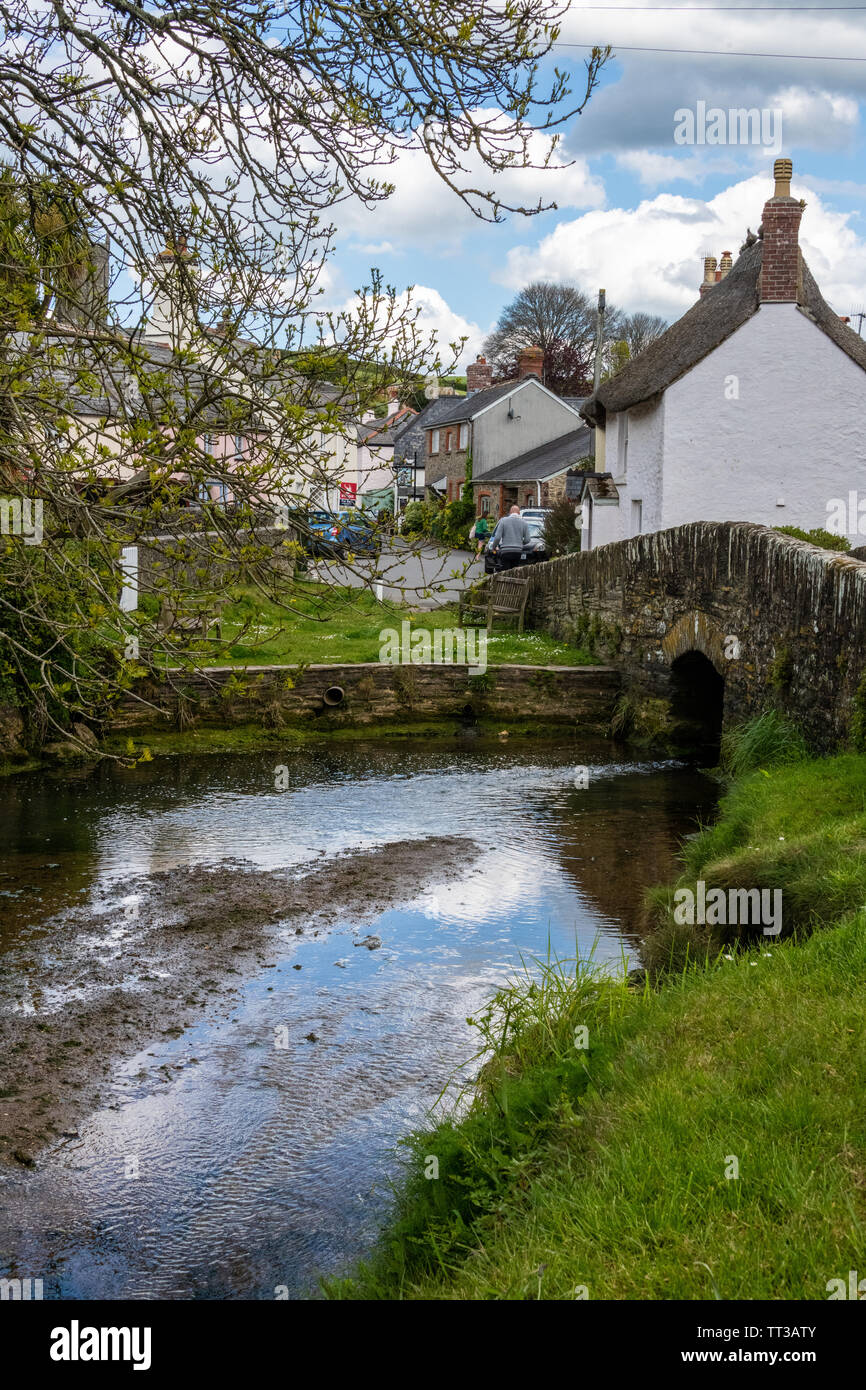 Pretty Stream and  Cottages, South Pool, Devon Stock Photo