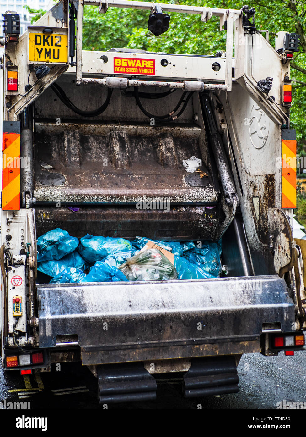 Rubbish bin collection lorry hires stock photography and images Alamy
