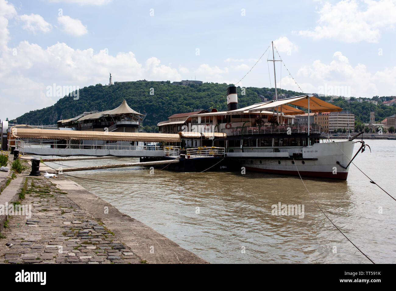 A view of the Citadella from the Pest bankof the River Danube. Lewis Mitchell. Stock Photo
