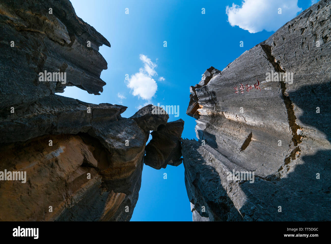 Tall rocks formations of limestone, The Stone Forest, Shilin Yi ...