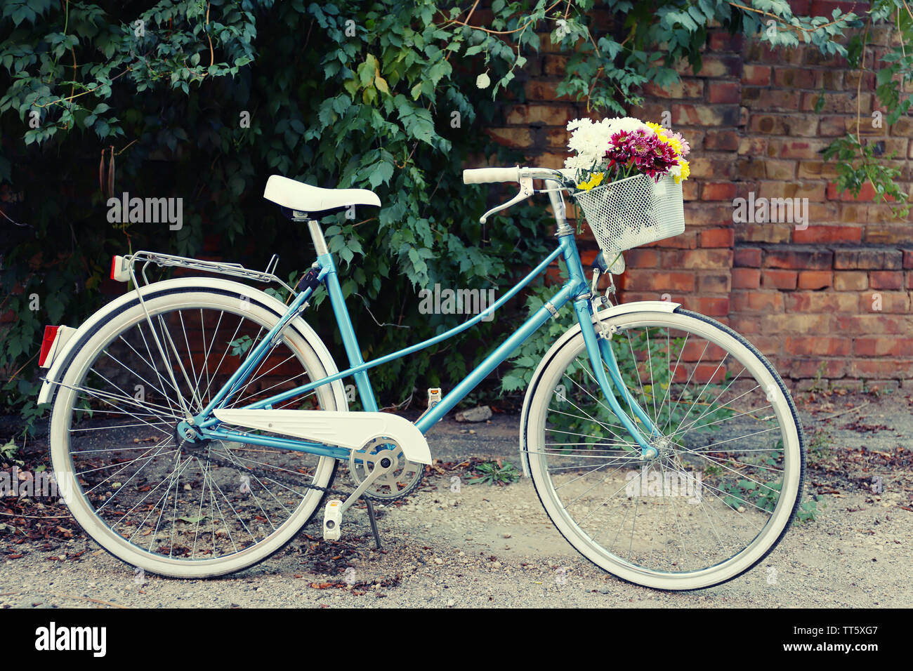 vintage bicycle with flowers