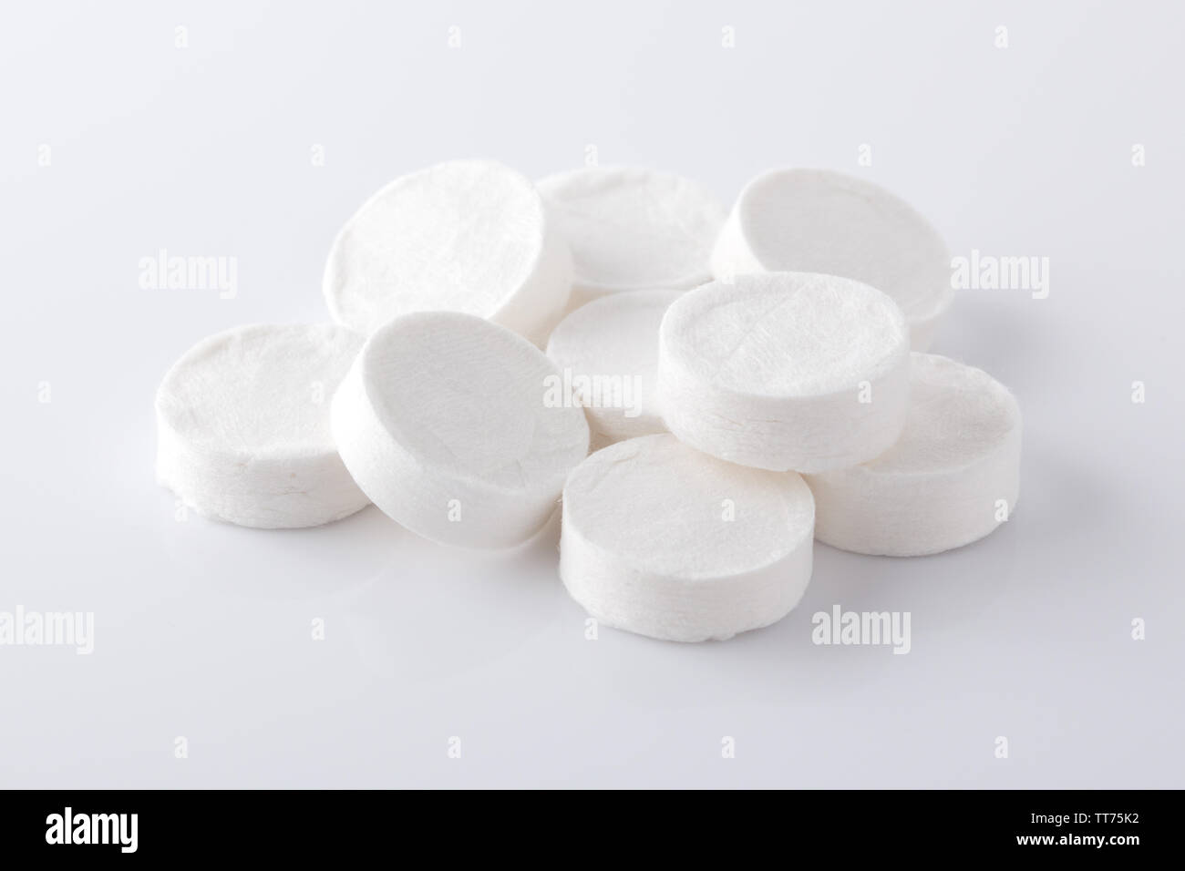 Facial mask sheet hi-res stock photography and images - Alamy
