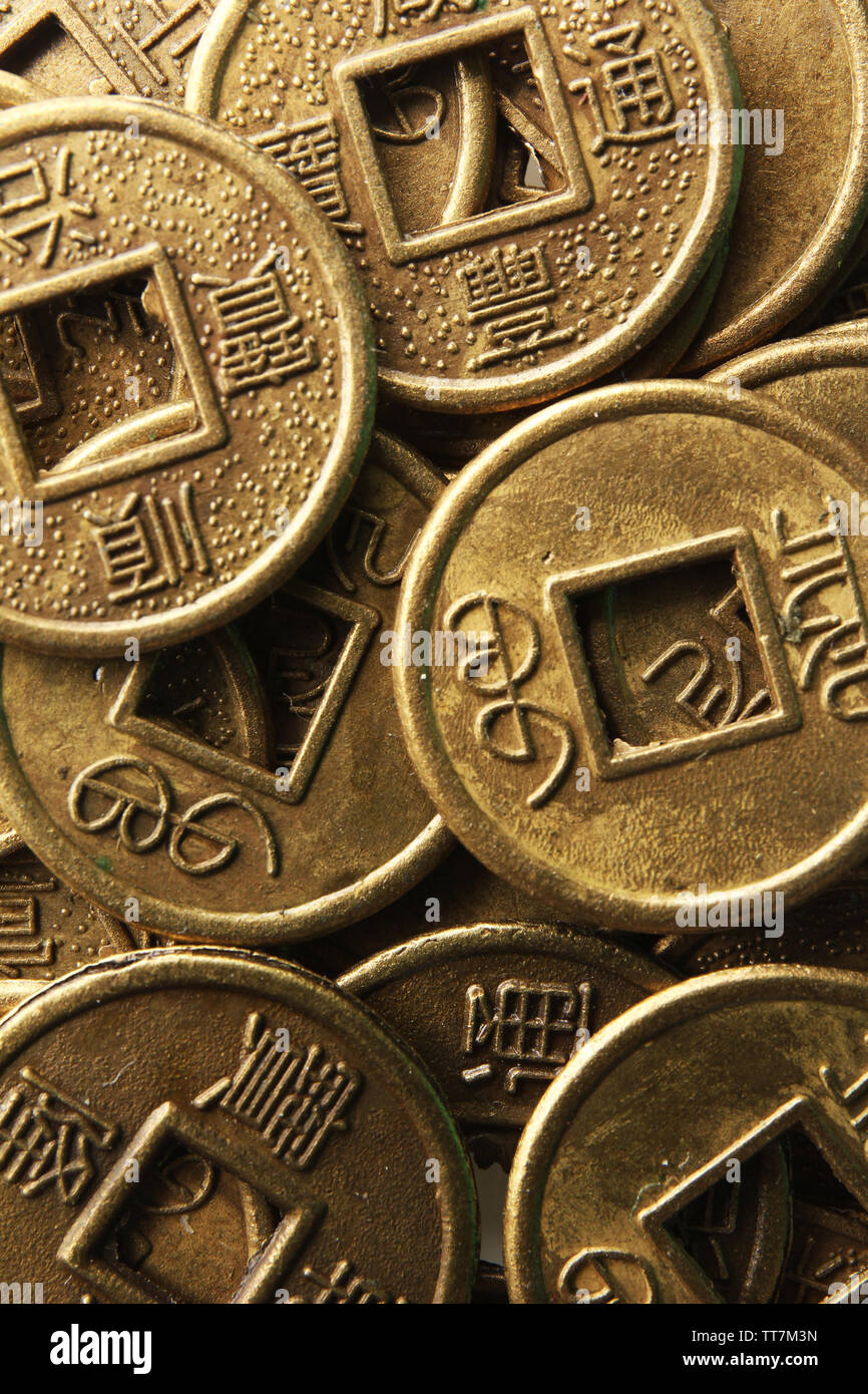 Feng shui coins hi-res stock photography and images - Alamy