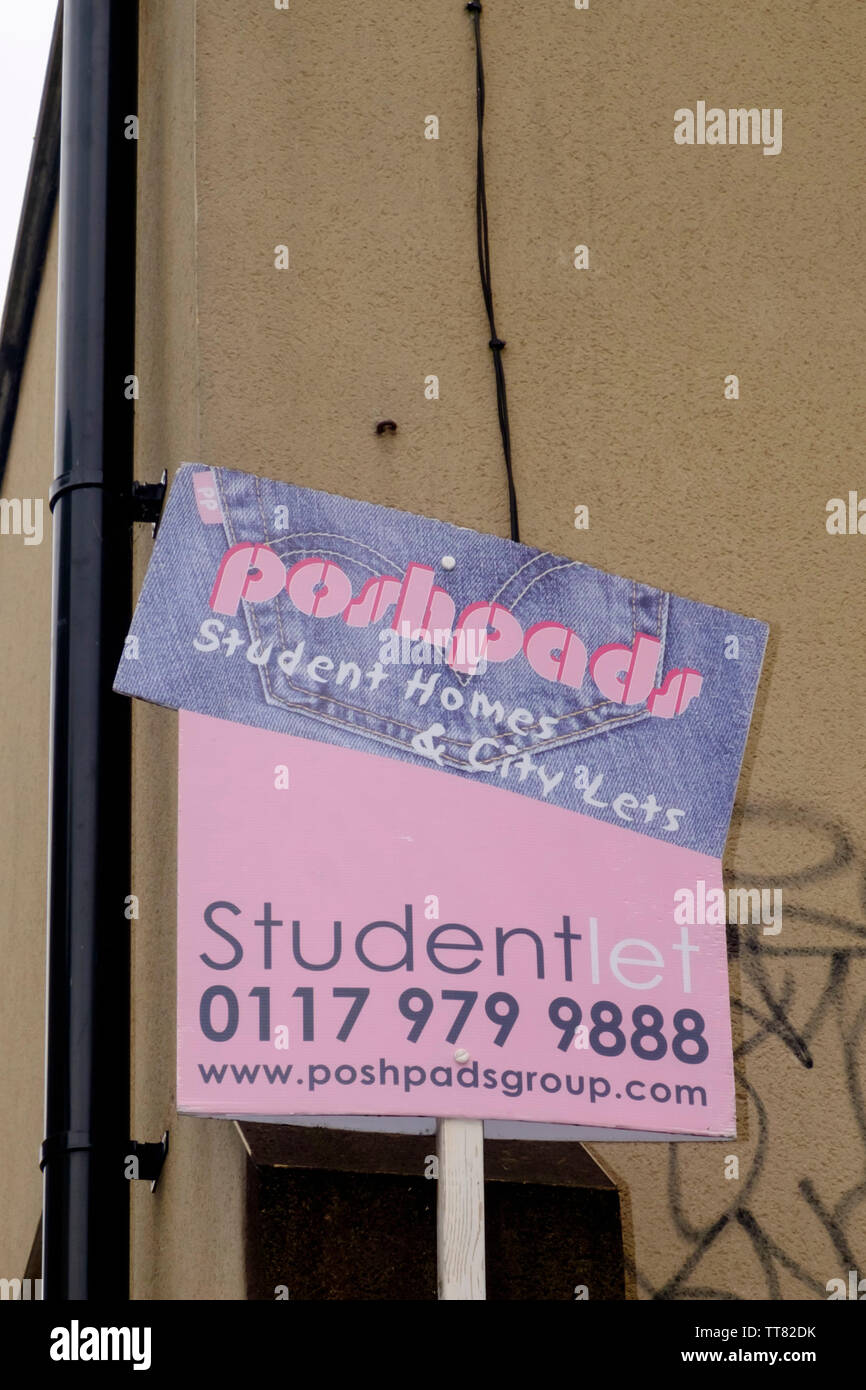 Around the Clifton Downs area of Bristol. A Poshpads student letting sign. Stock Photo