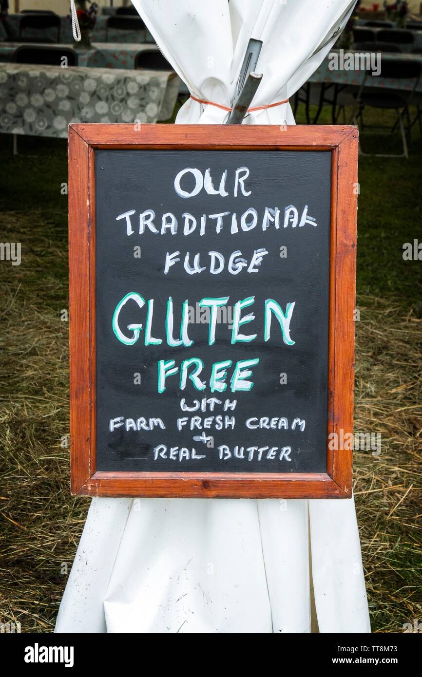 A promotional advertisement for gluten free fudge confectionery Stock Photo