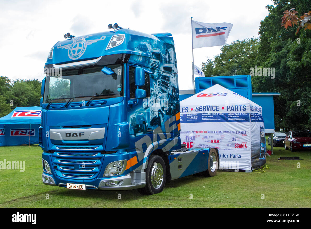 File:DAF XF 105.410 truck.jpg - Wikimedia Commons