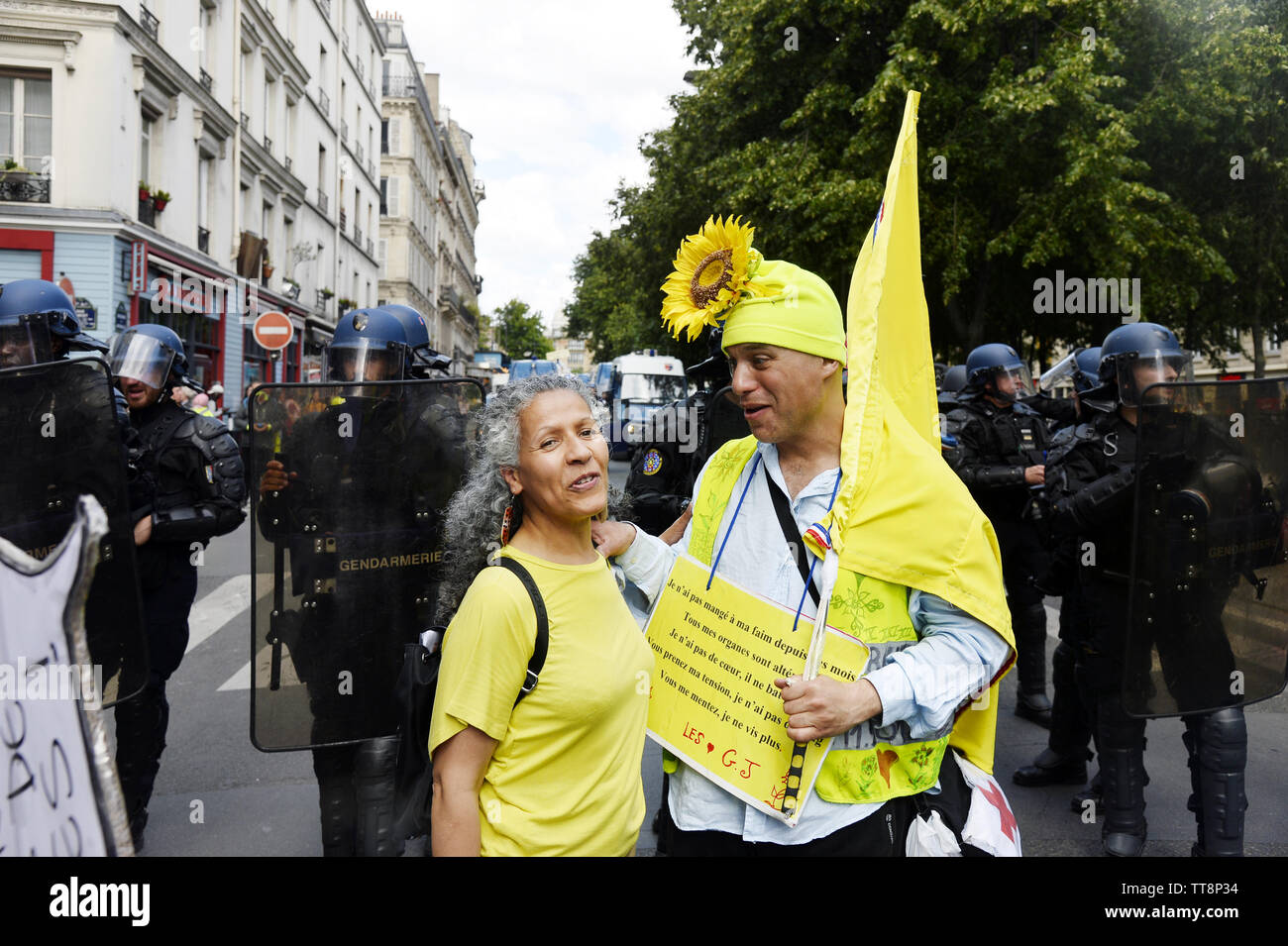 31th saturday of protest for the yellow vests - Paris - France Stock Photo