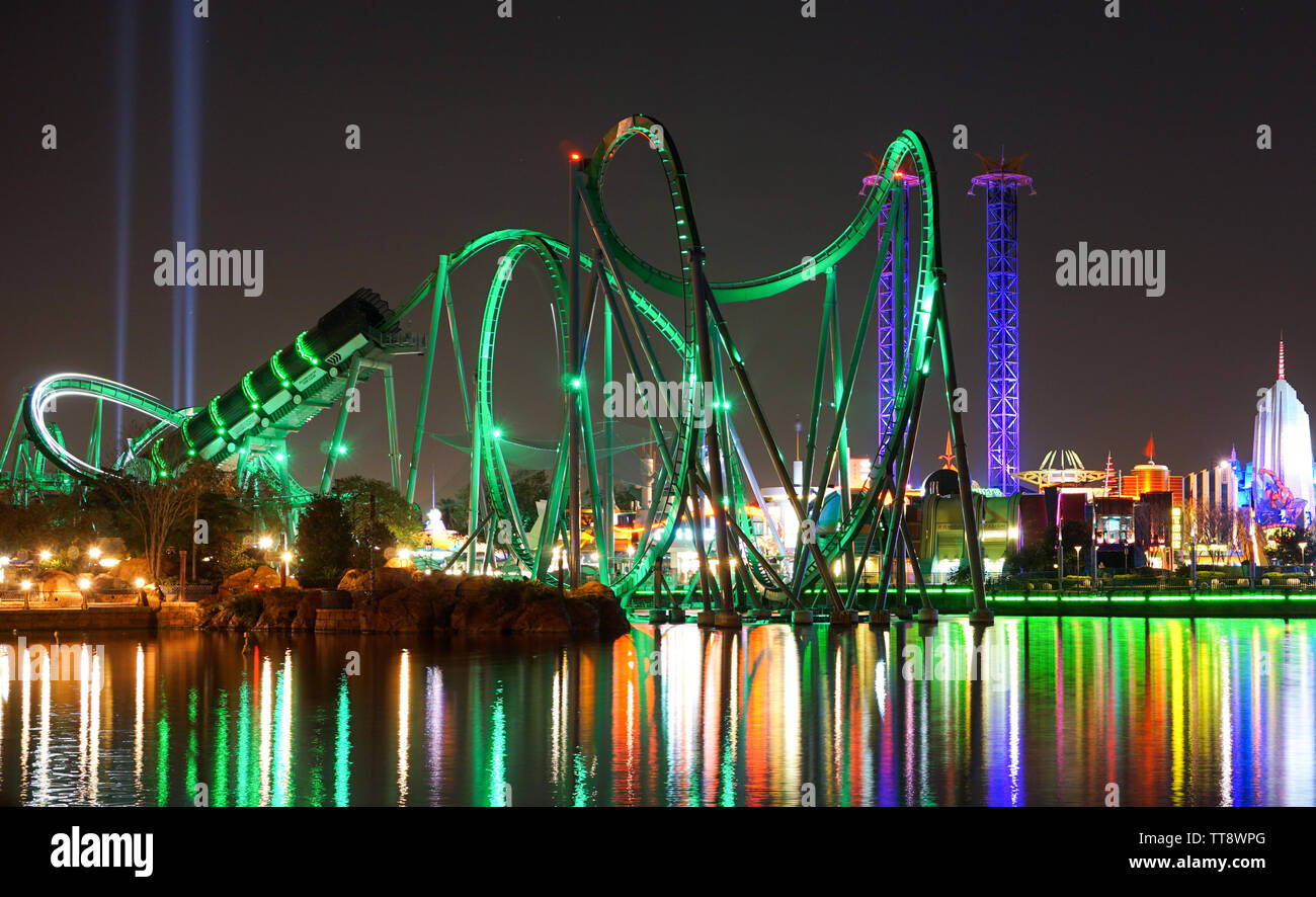 Islands of adventure universal hi-res stock photography and images - Alamy