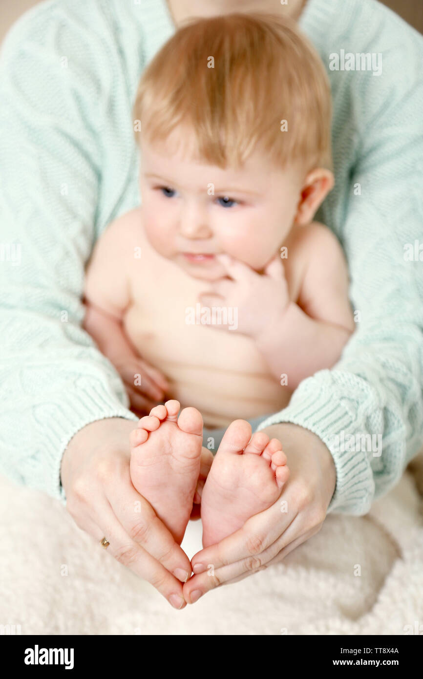 Newborn baby in mother hugs, closeup Stock Photo Alamy