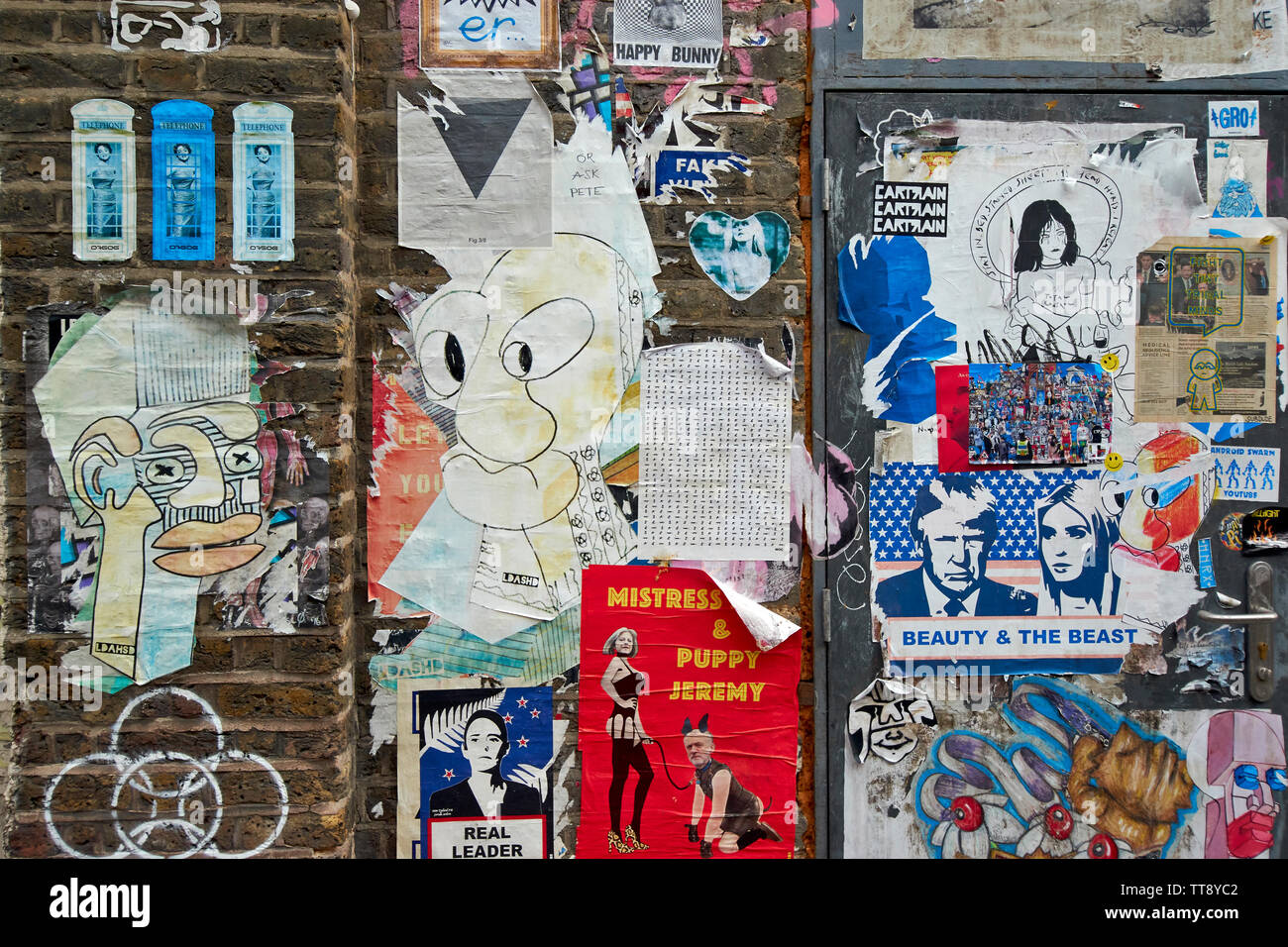 London posters wall hi-res stock photography and images - Alamy