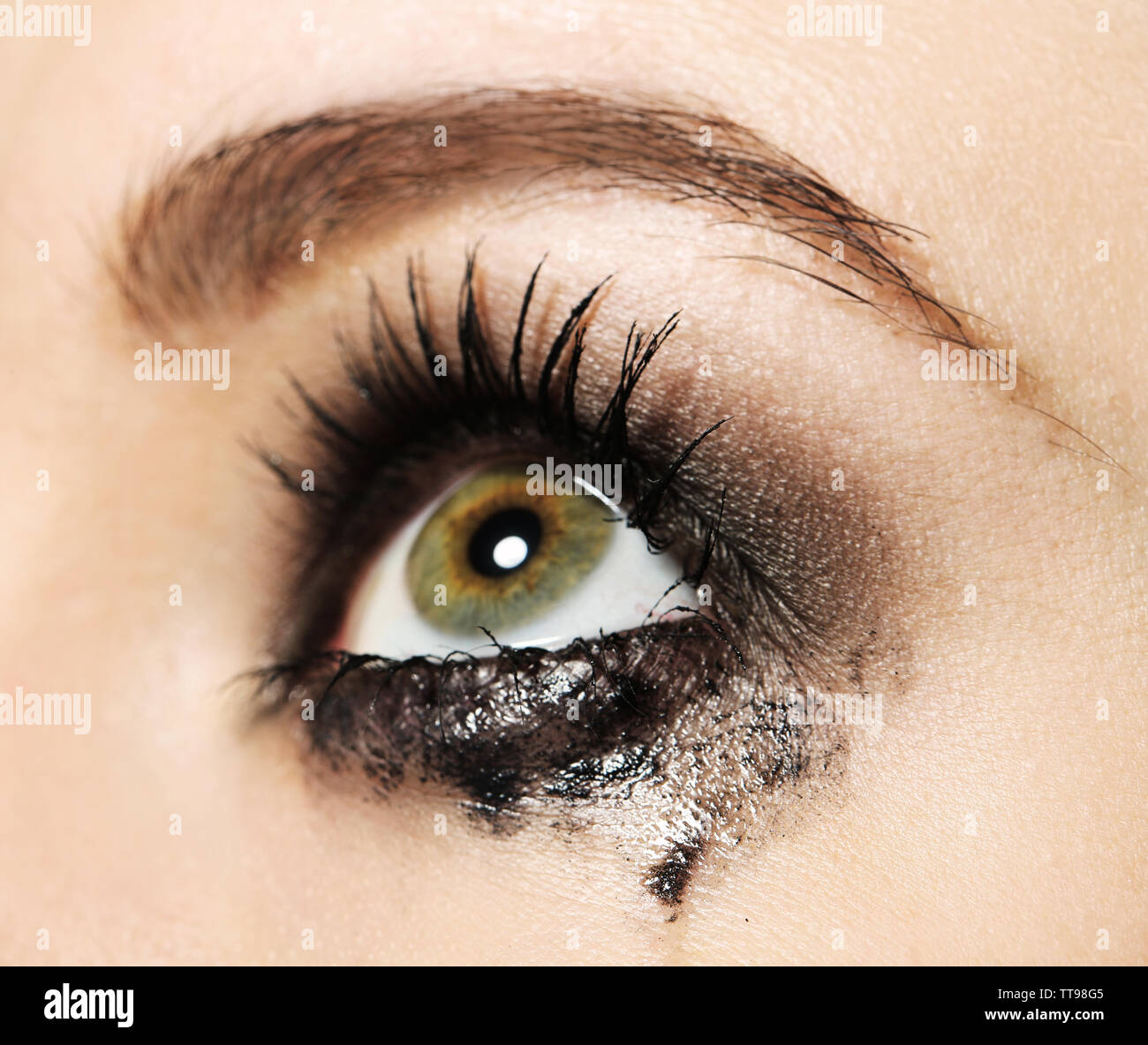 Close up of teary eye hi-res stock photography and images - Alamy