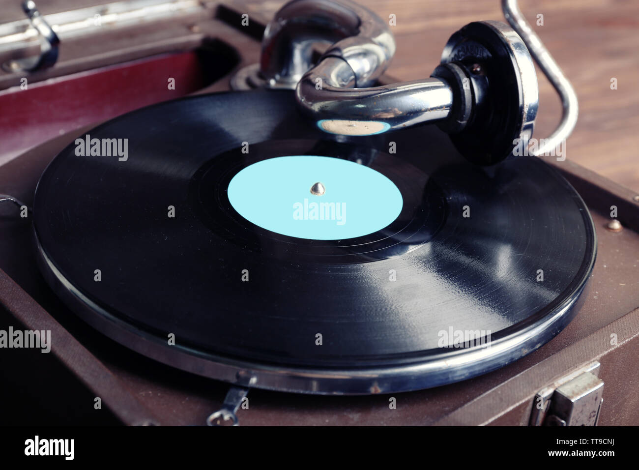 Vintage turntable vinyl record player close up Stock Photo - Alamy