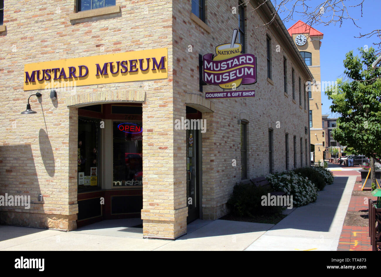National Mustard Museum, Middleton, Wisconsin, USA Stock Photo Alamy