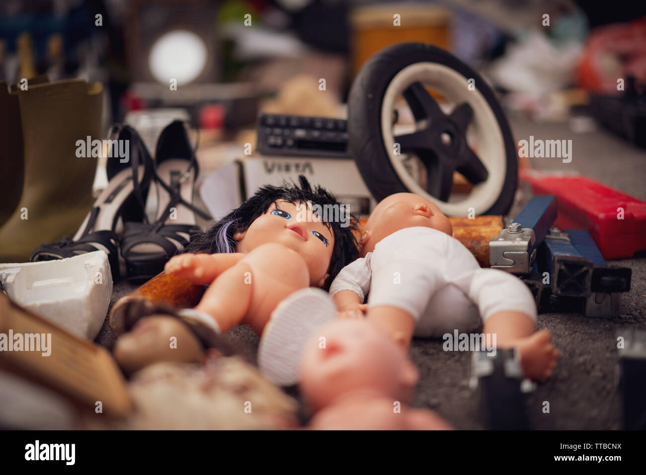 Broken toy train hires stock photography and images Alamy