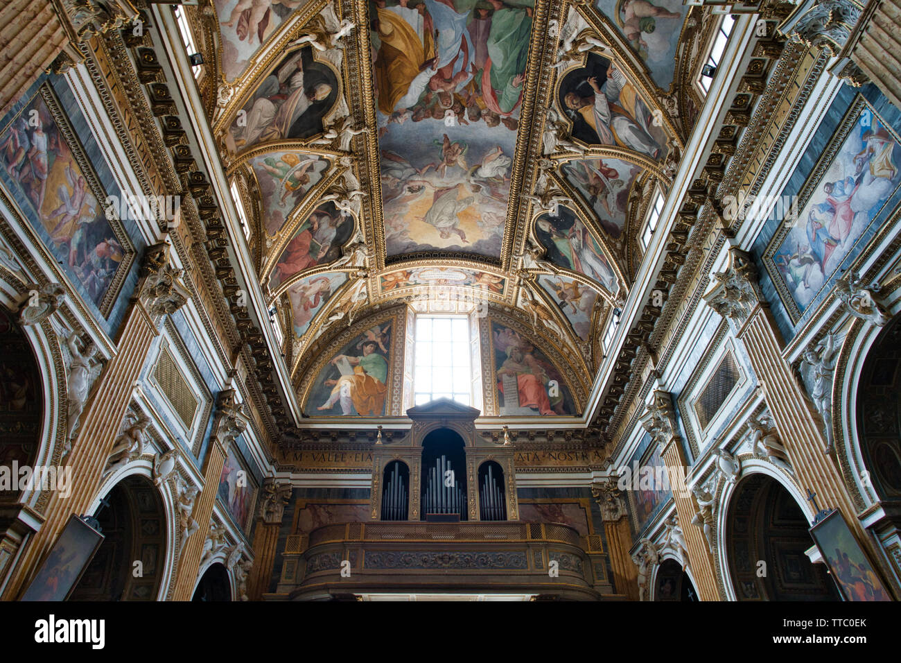 Beautiful church interior somewhere in Rome, Italy Stock Photo - Alamy