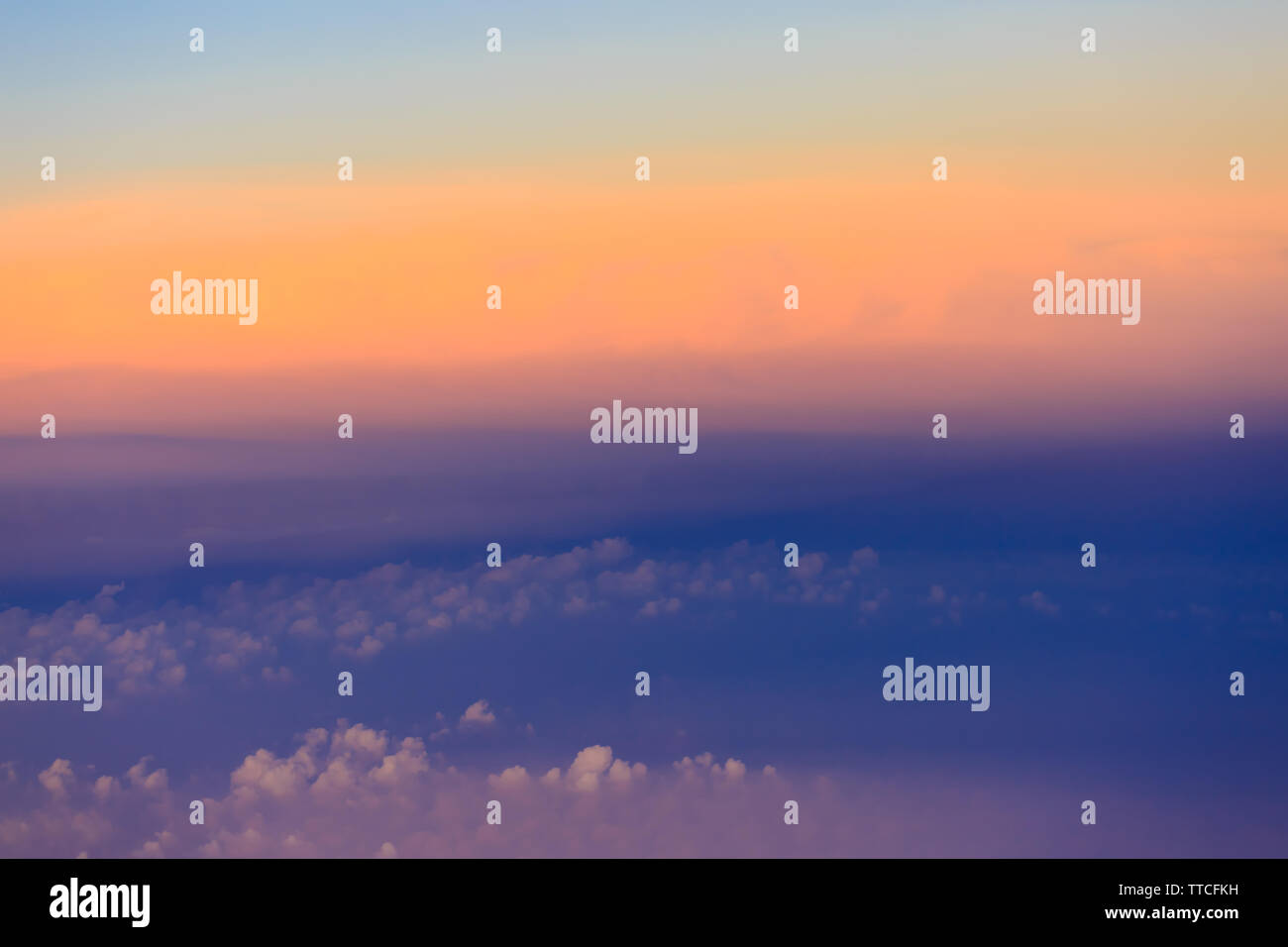 Clouds above the sky time lapse hi-res stock photography and images - Alamy