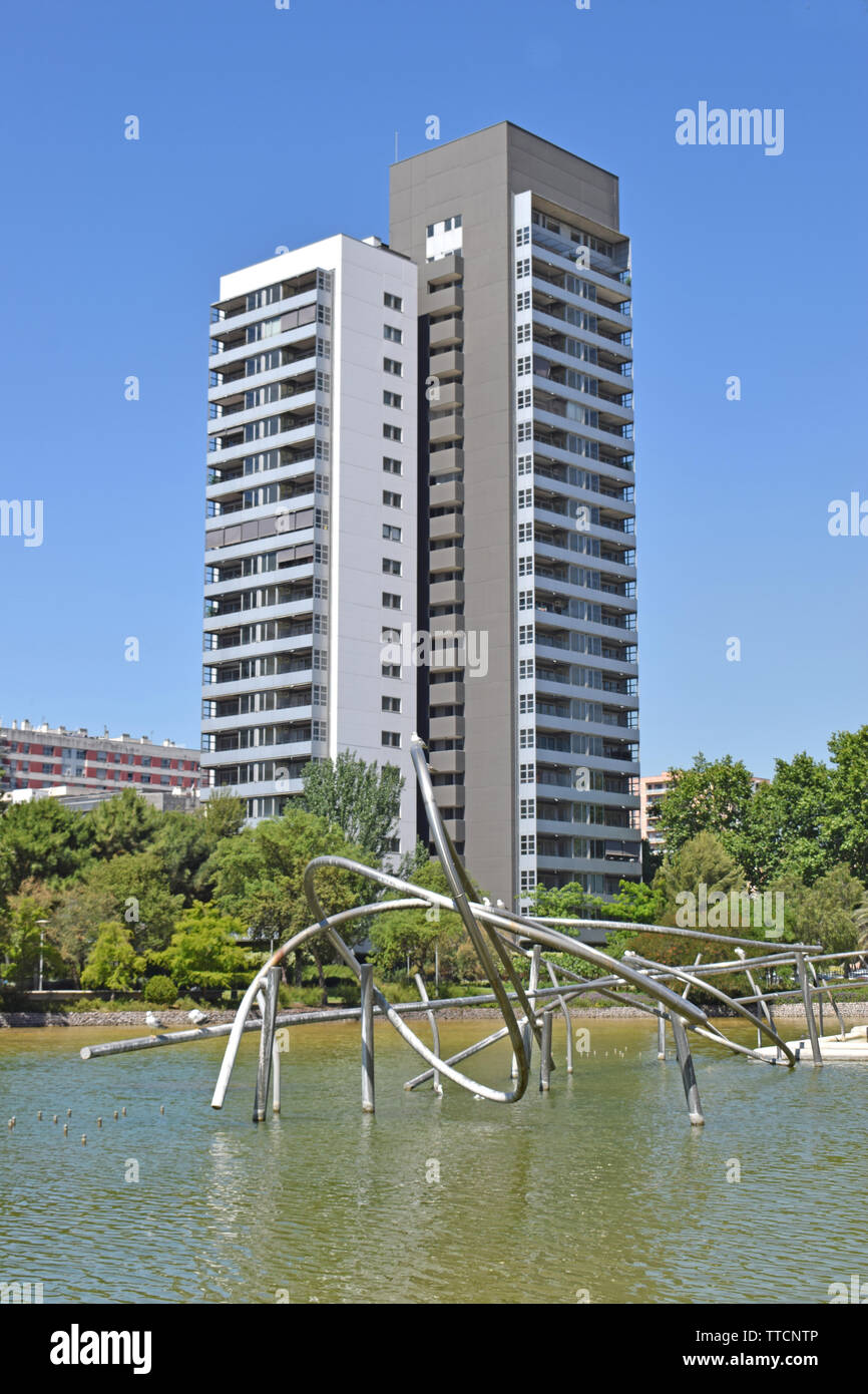 Diagonal Mar Park in Barcelona Stock Photo - Alamy