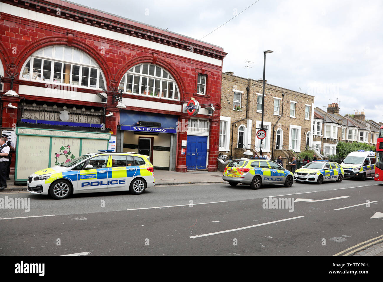 Police stations london hires stock photography and images Alamy