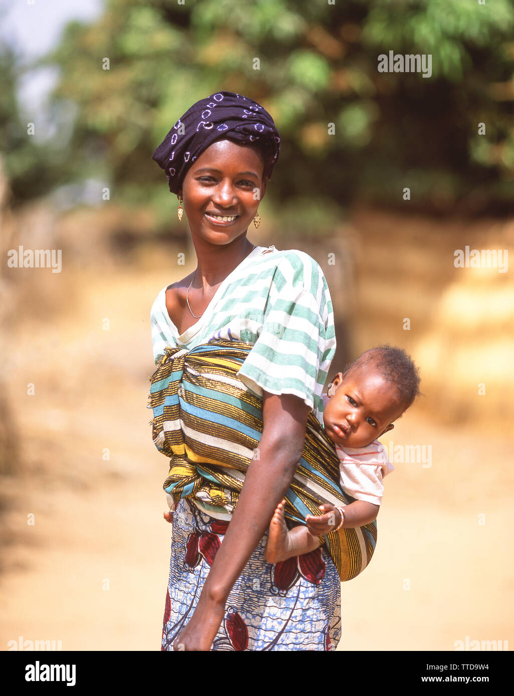 Local village mother and child, Juffure, North Bank, Republic of The Gambia Stock Photo