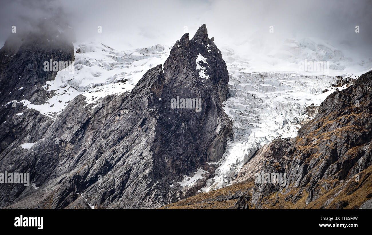 Rugged mountain online