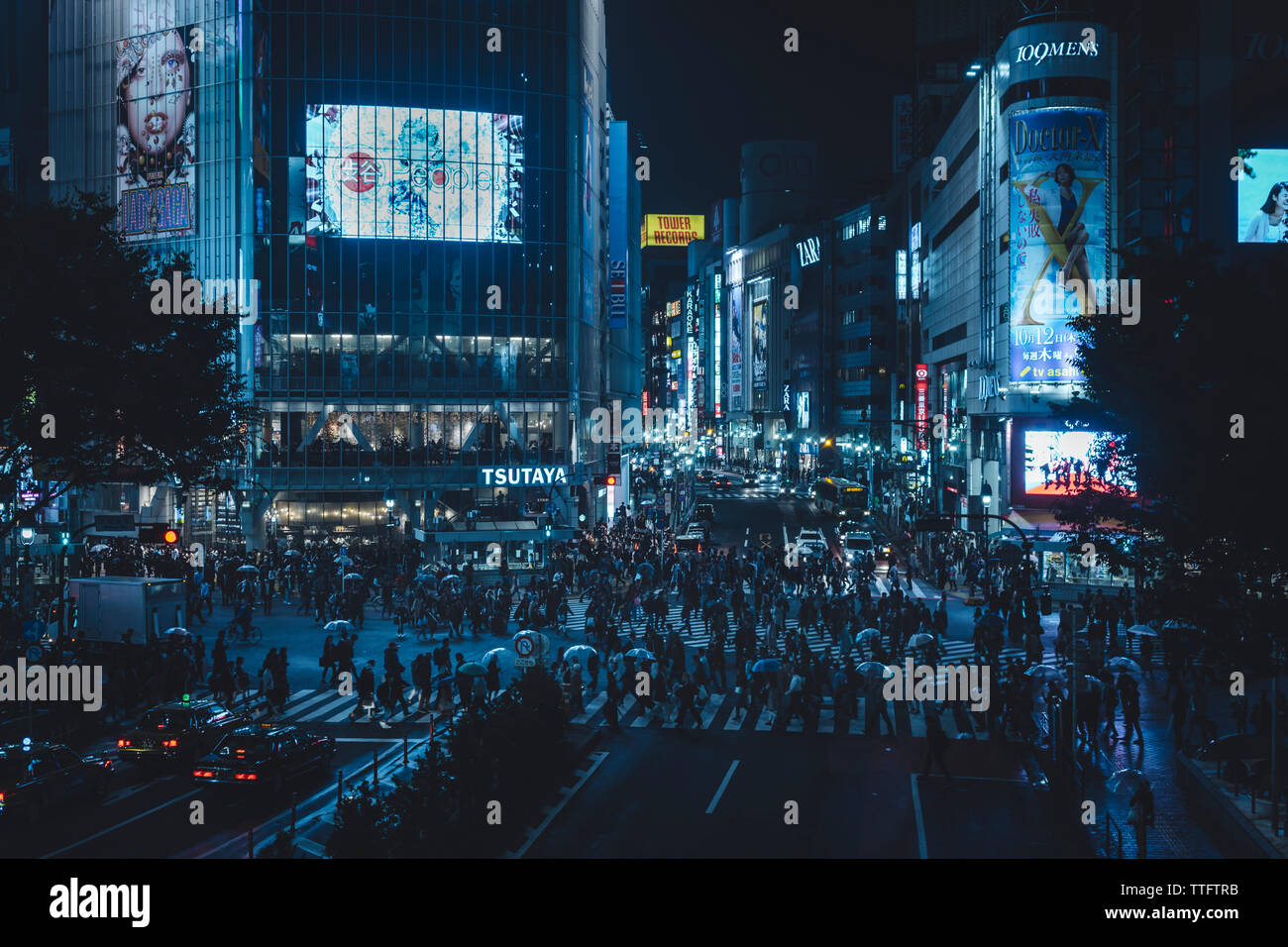 Group Of People Walking High Angle High Resolution Stock Photography ...