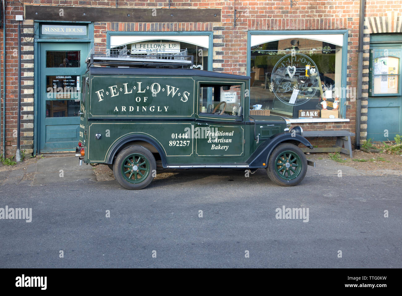 Bakers delivery hires stock photography and images Alamy