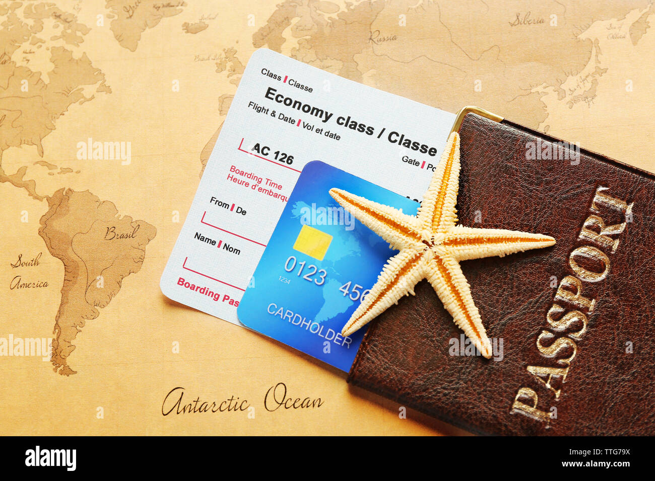 Карты за рубежом работают. Банковская карта для путешествий. Карточки путешествие. Кредитная карта для путешествий. Путешествие с кредиткой.