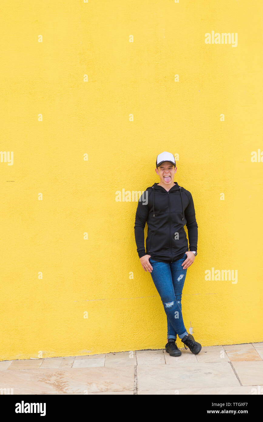 Man sticking out hi-res stock photography and images - Alamy