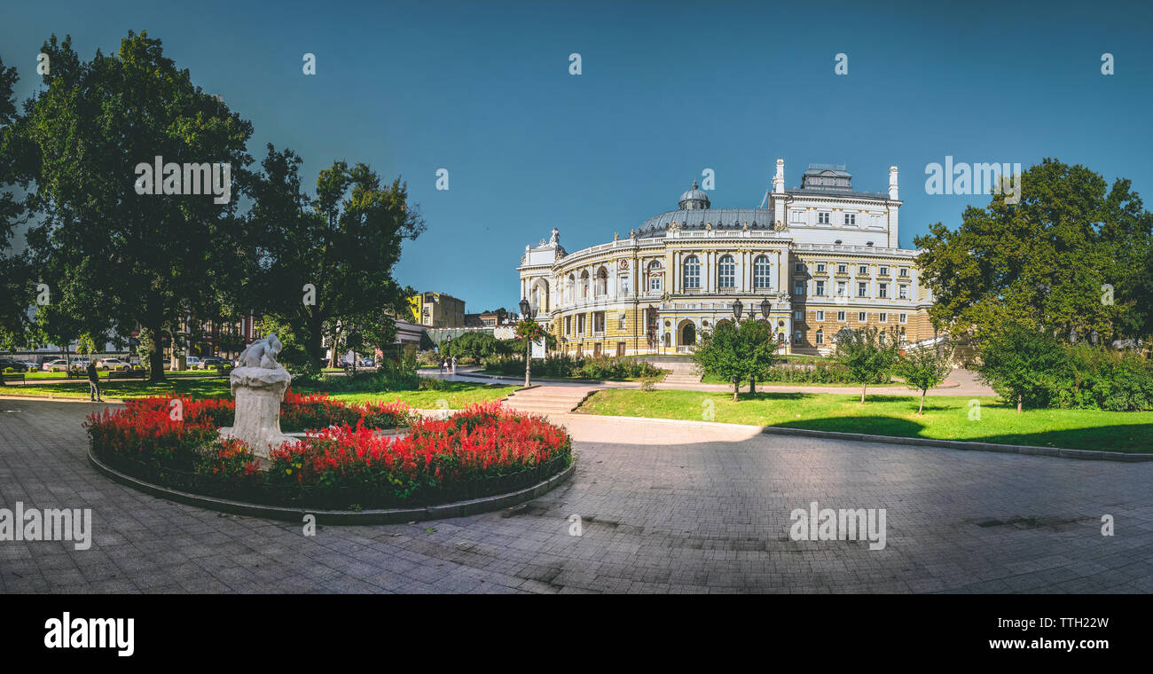 Theater Square in Odessa, Ukraine Stock Photo - Alamy