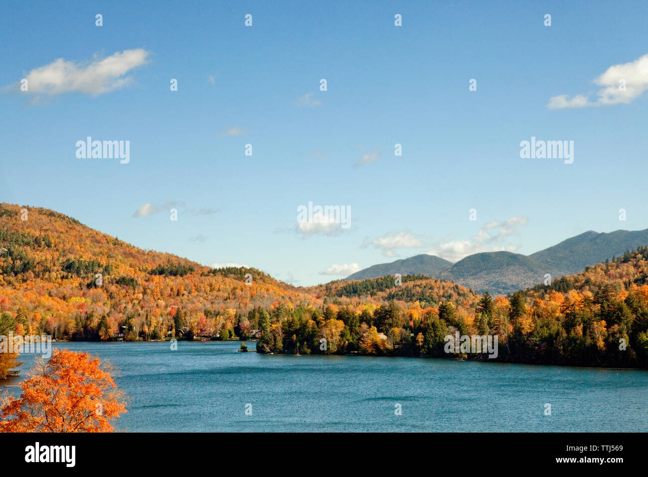 Mirror lake lake placid new hi-res stock photography and images - Alamy