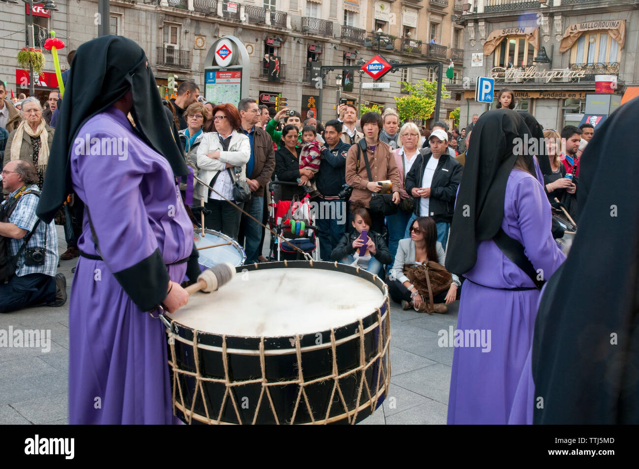 Drumming in a Holy Week procession. Madrid, Spain. Stock Photo