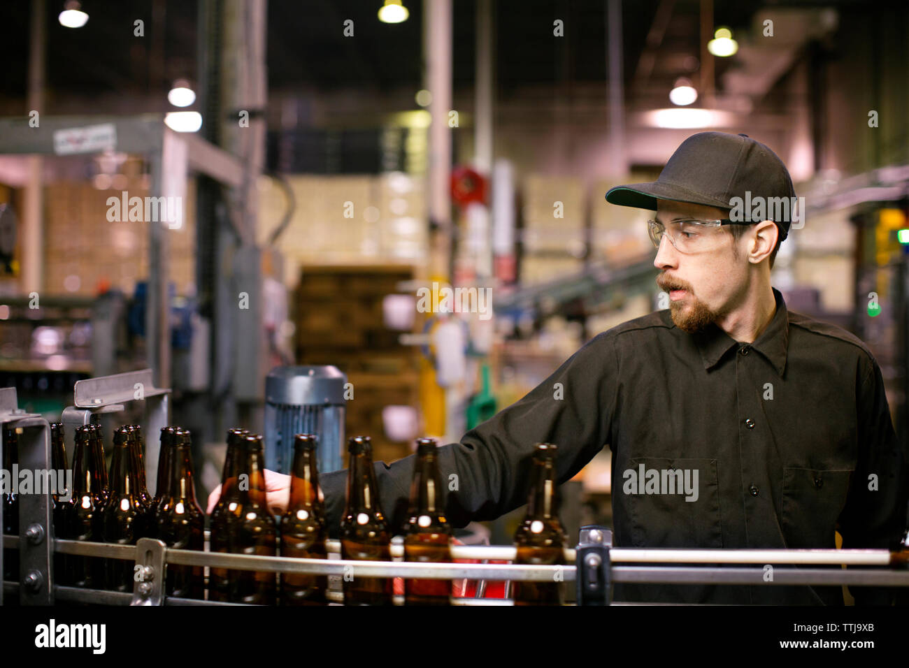Brewery worker hires stock photography and images Alamy