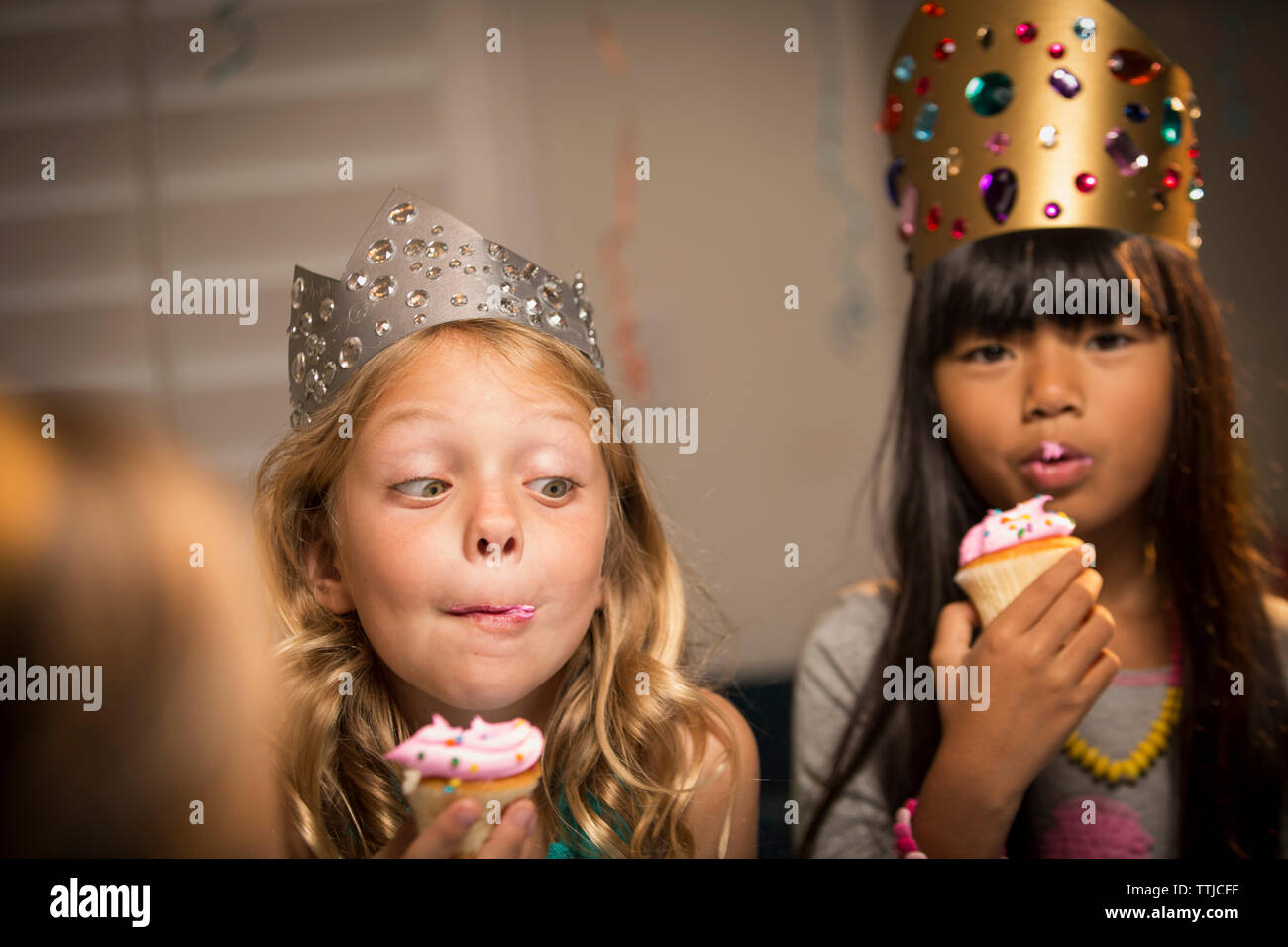 Indian kids birthday party hi-res stock photography and images - Alamy