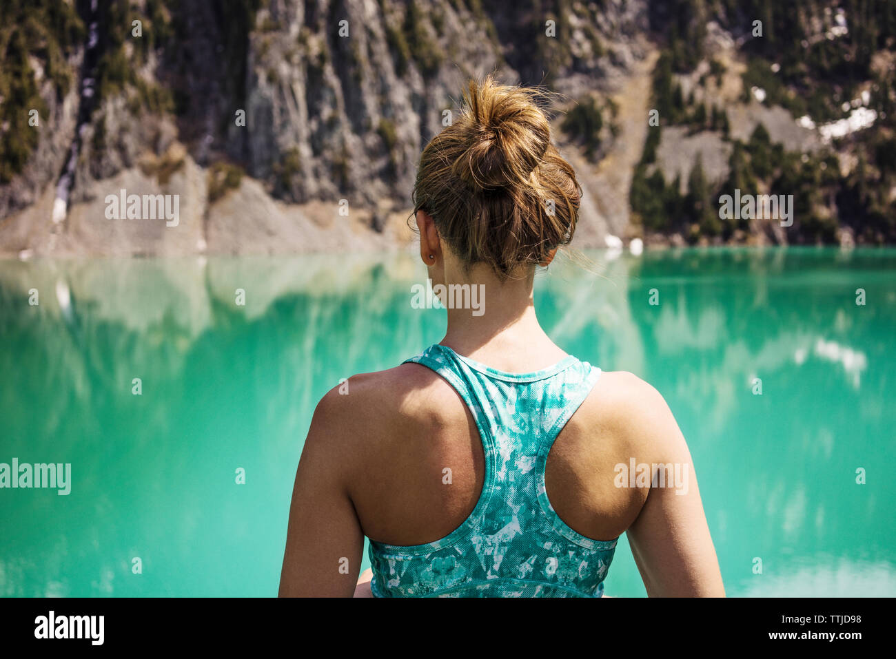 Woman rear view hair bun hi-res stock photography and images - Alamy