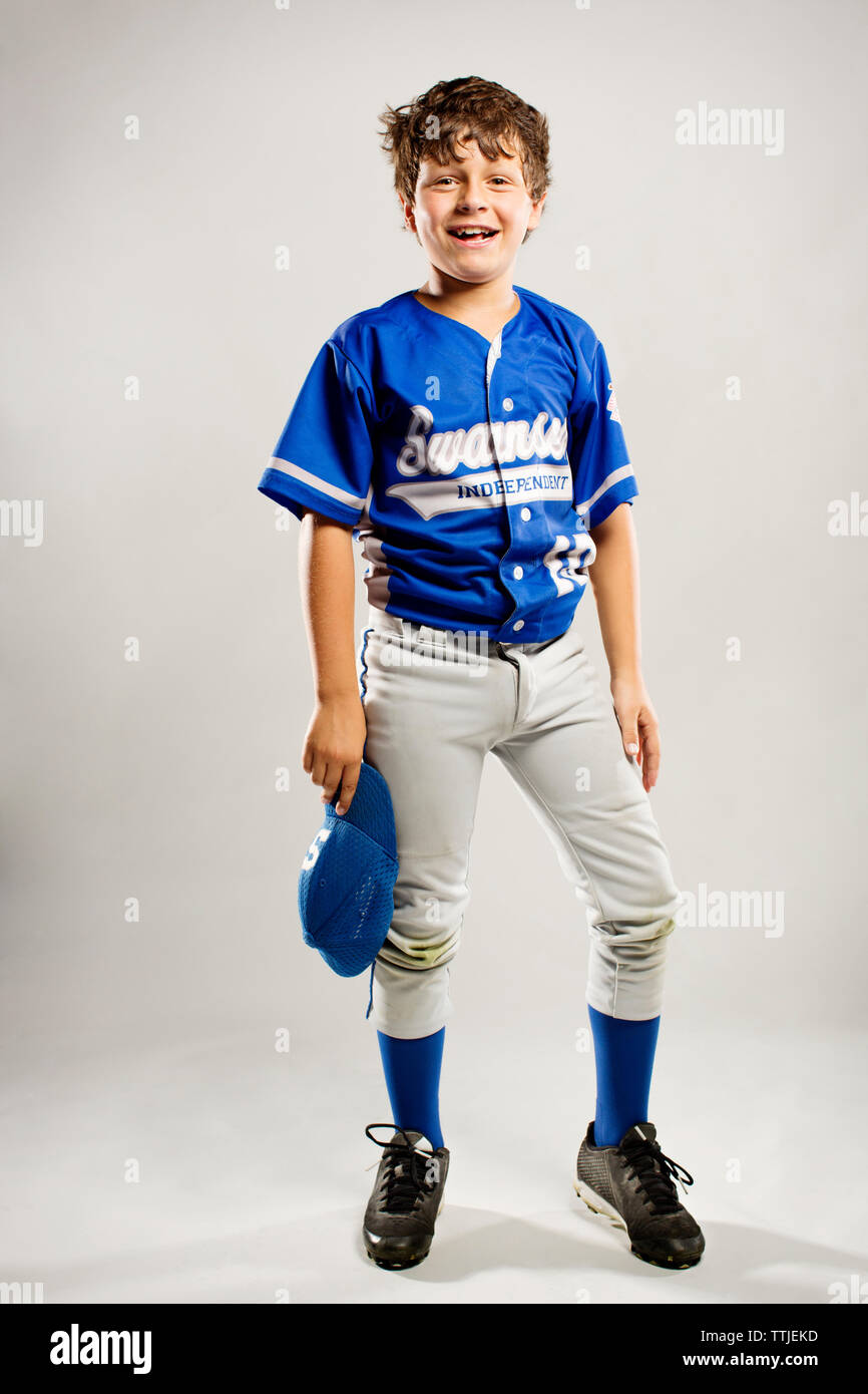 Boys baseball uniforms hi-res stock photography and images - Alamy