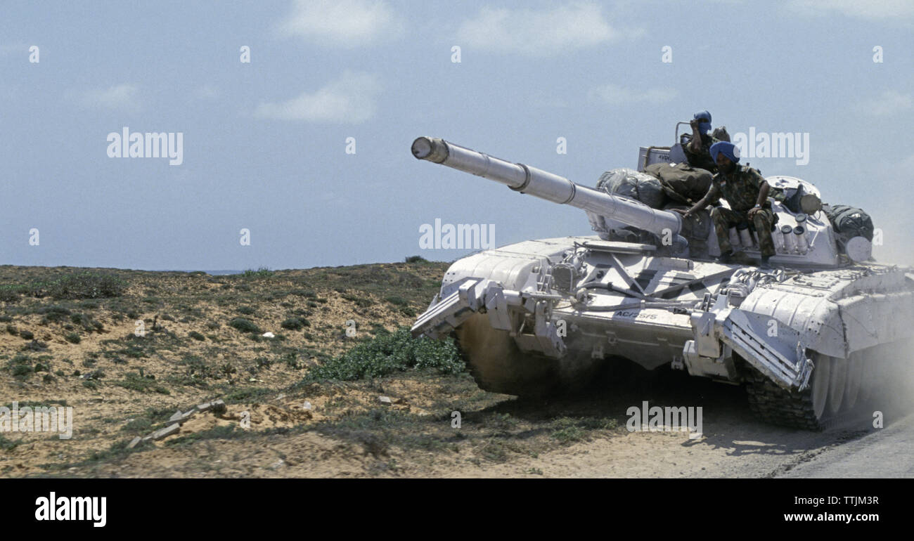 5th November 1993 An Indian T 72 Ajeya T 72m Main Battle Tank In White United Nations Colours Driving Through The Desert Just South Of Mogadishu Somalia Stock Photo Alamy