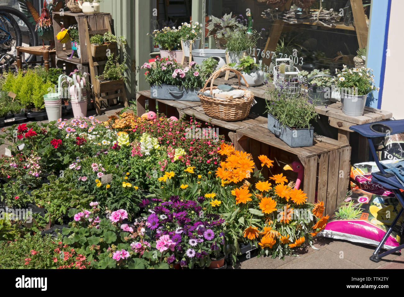 Bedding store hires stock photography and images Alamy