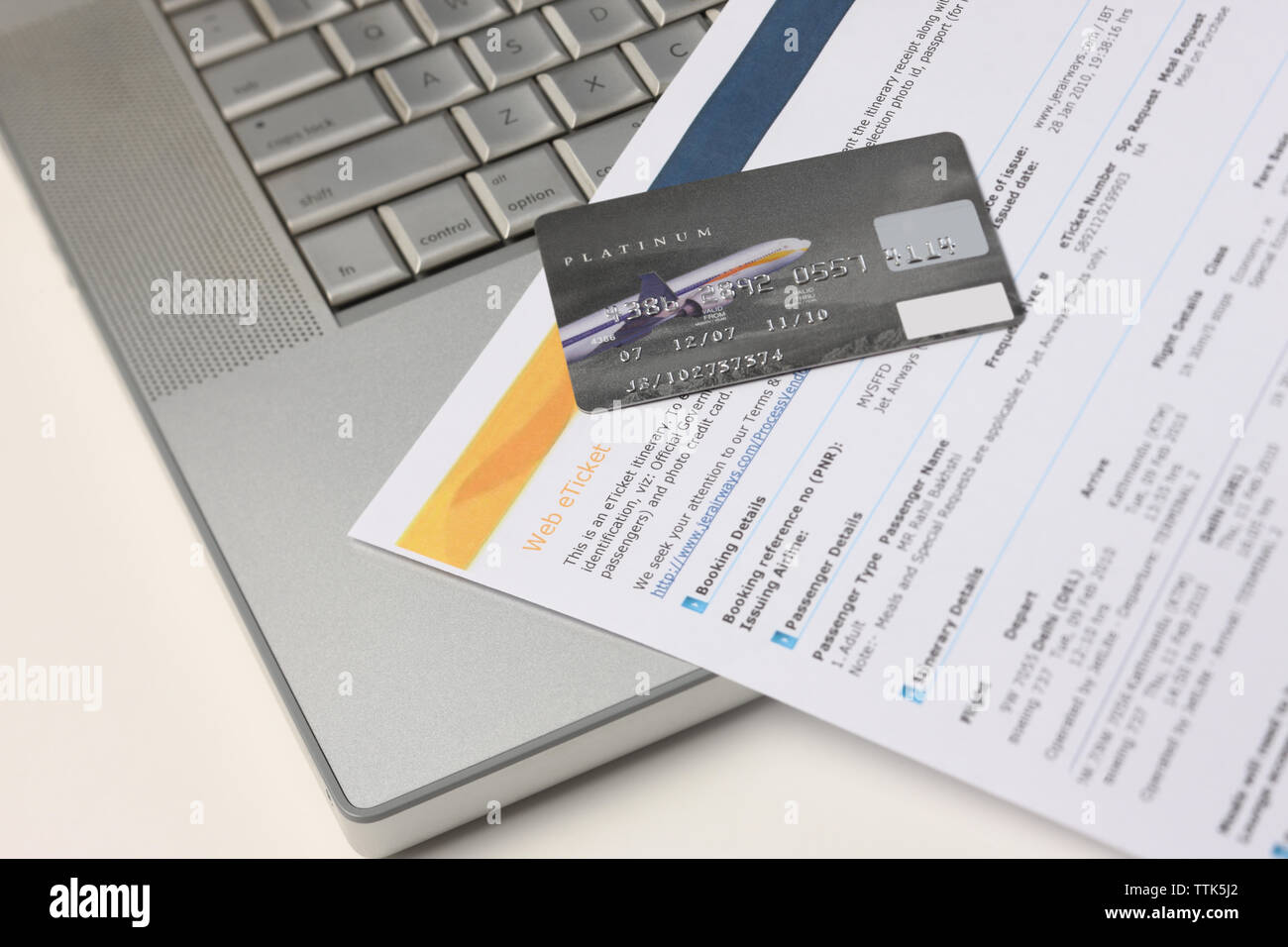 Laptop ticket hi-res stock photography and images - Alamy