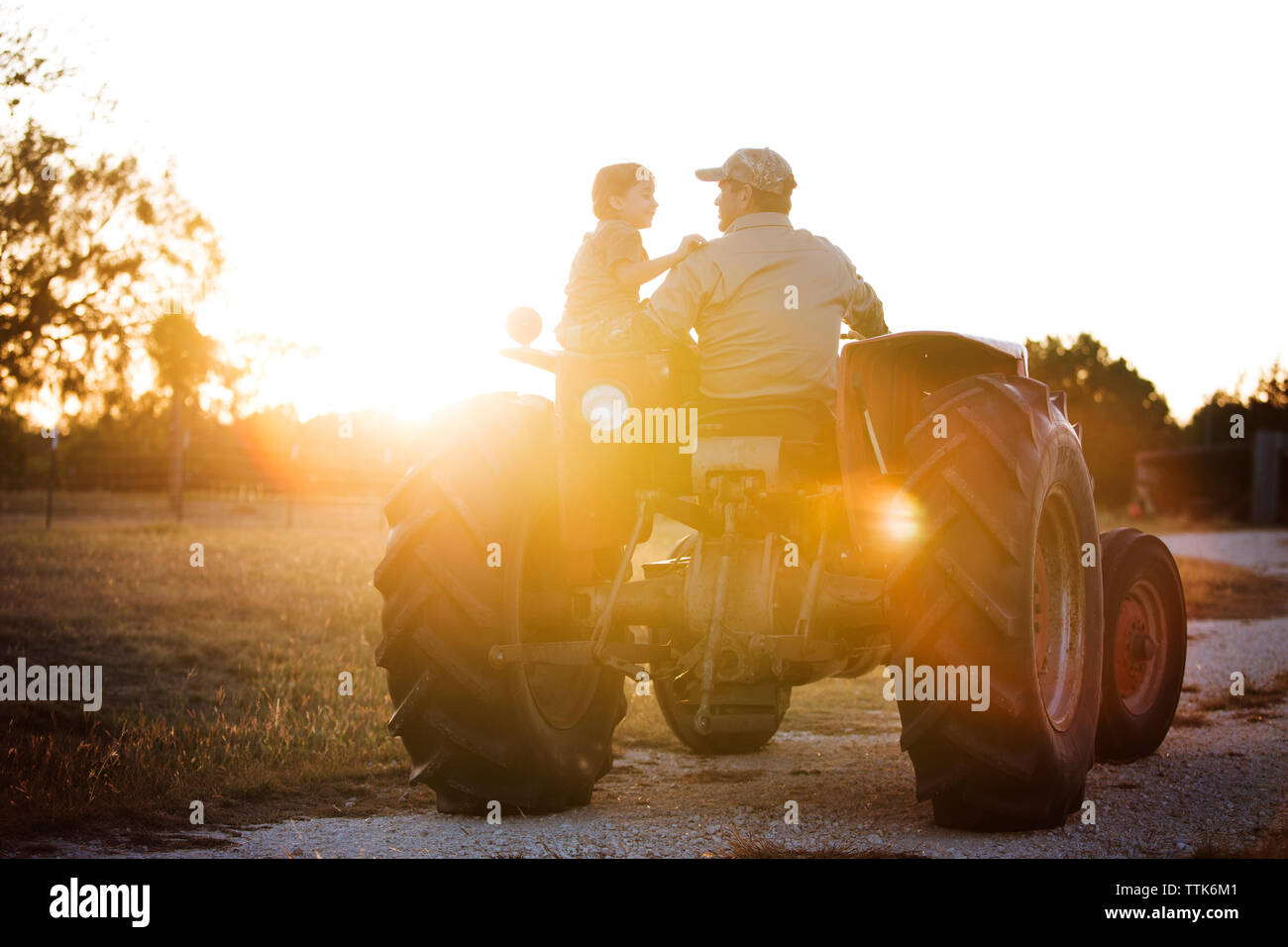 Tractor rear view hires stock photography and images Alamy
