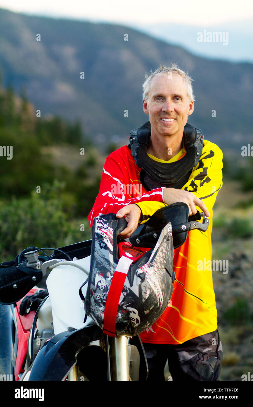 Portrait old man bike hi-res stock photography and images - Alamy