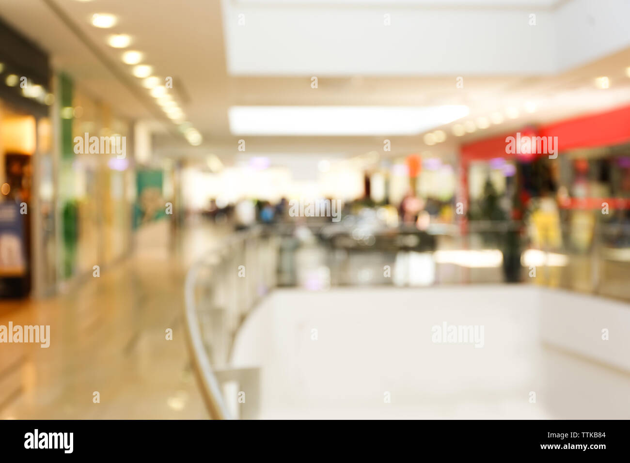 Huge shopping mall hi-res stock photography and images - Alamy