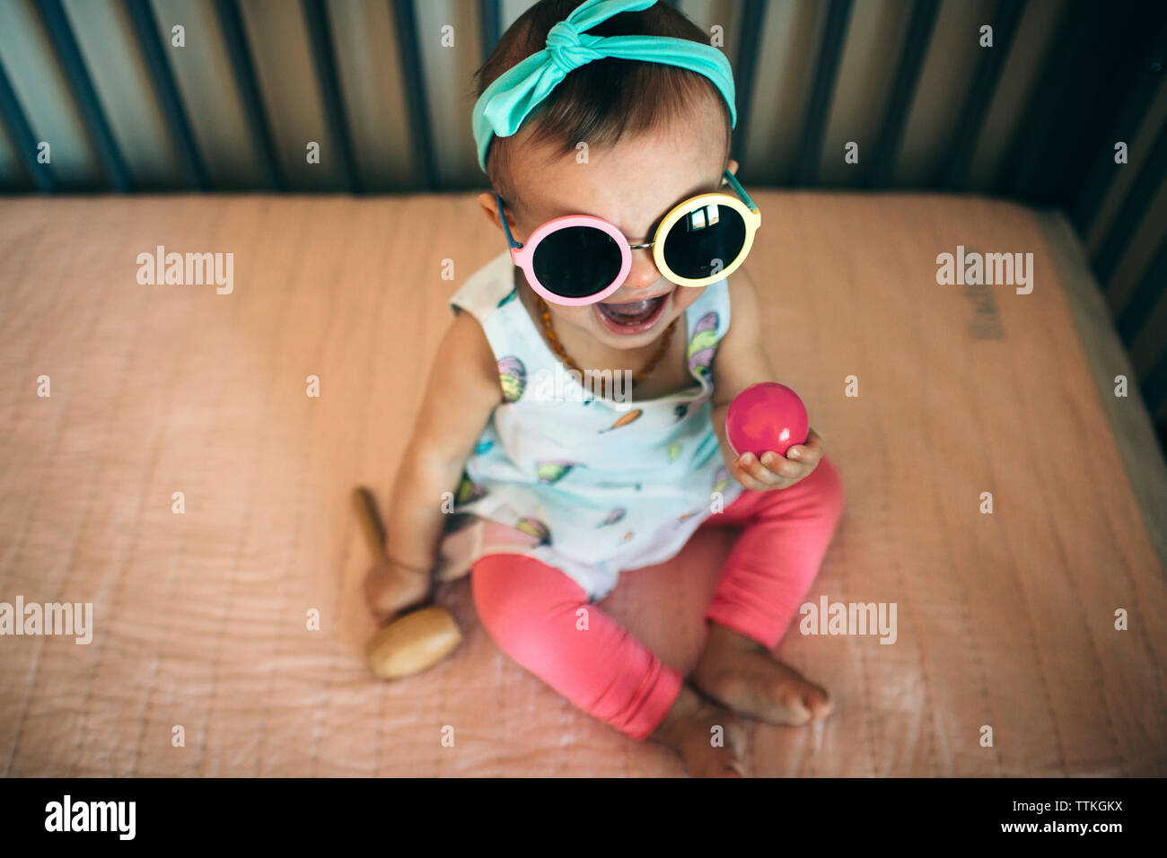 baby girl sunglasses with strap