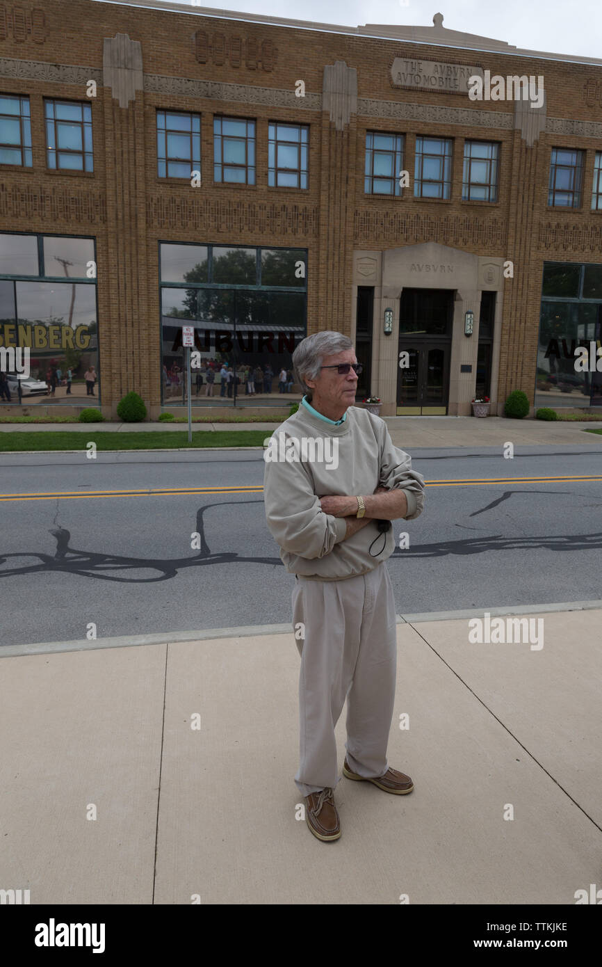 Auburn automobile museum hi-res stock photography and images - Alamy