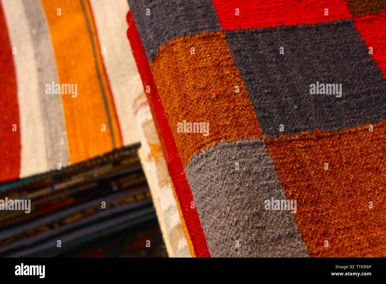 10 Things To Pick Up From Dilli Haat To Decorate Your Room Interior Design Decor Trends In India