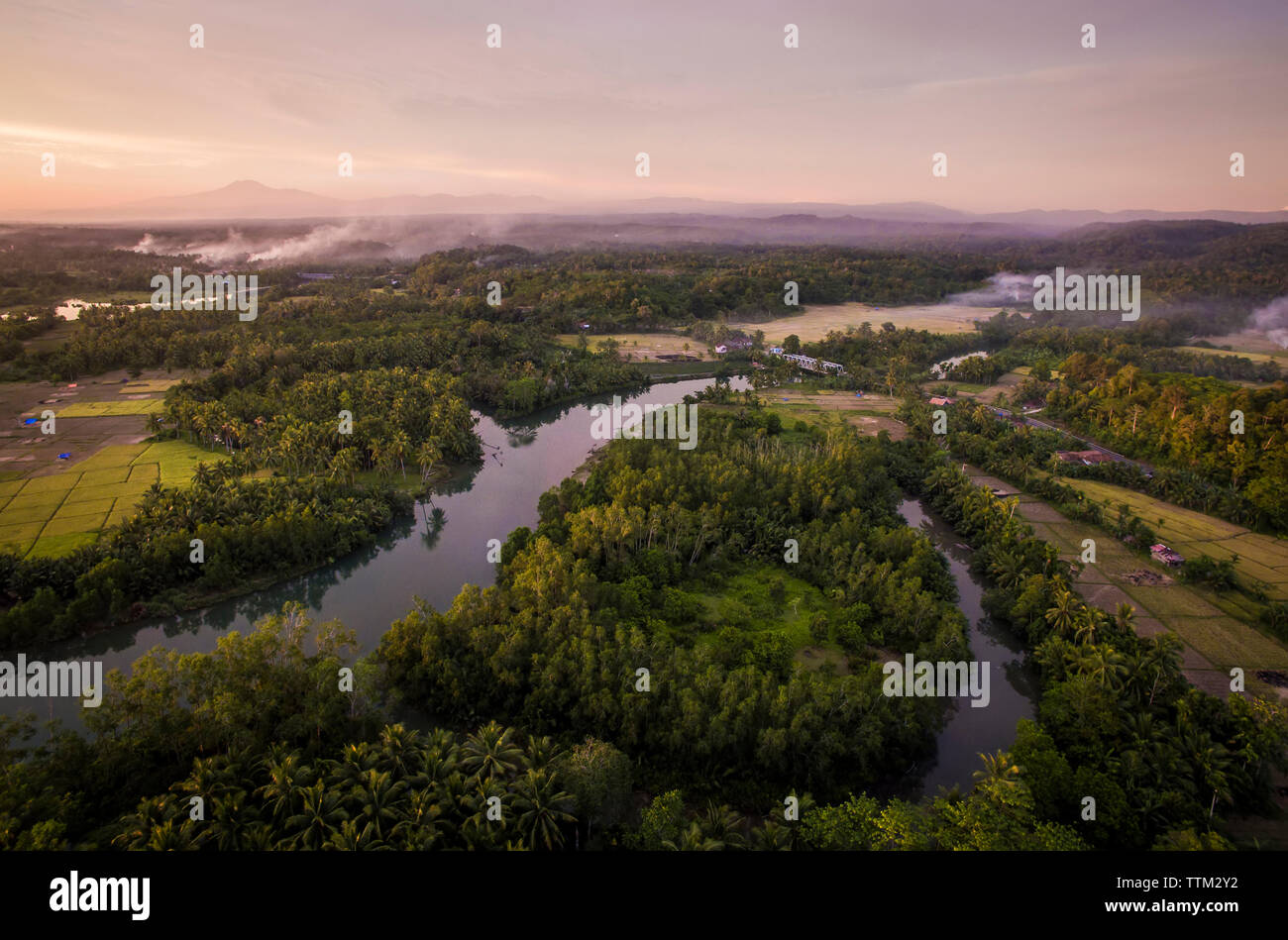 Tranquil view river trees hi-res stock photography and images - Alamy